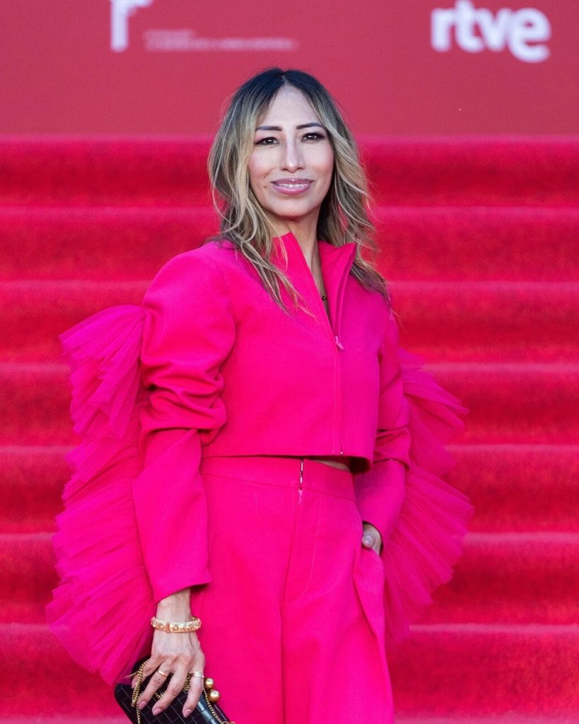 Así es el look que elegí para la Gala de la Moda Española: rosa vibrante y sello del autor emergente Marcos Ruiz